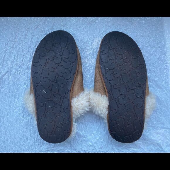 UGG® Women’s Chestnut Brown Suede Slip on Mule Slippers Sz 8 - Picture 6 of 10